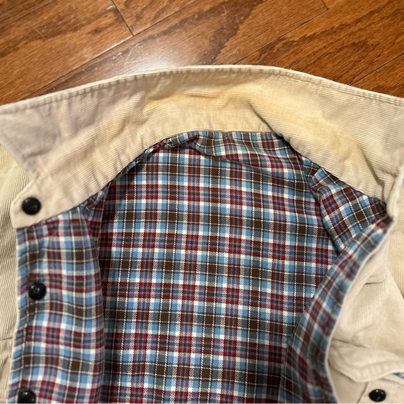 Reversible shacket size large corduroy and plaid - Picture 9 of 10
